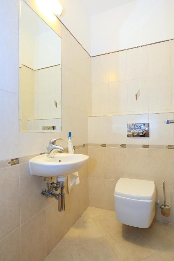 Apartment Kolovare By Belmont Realty *